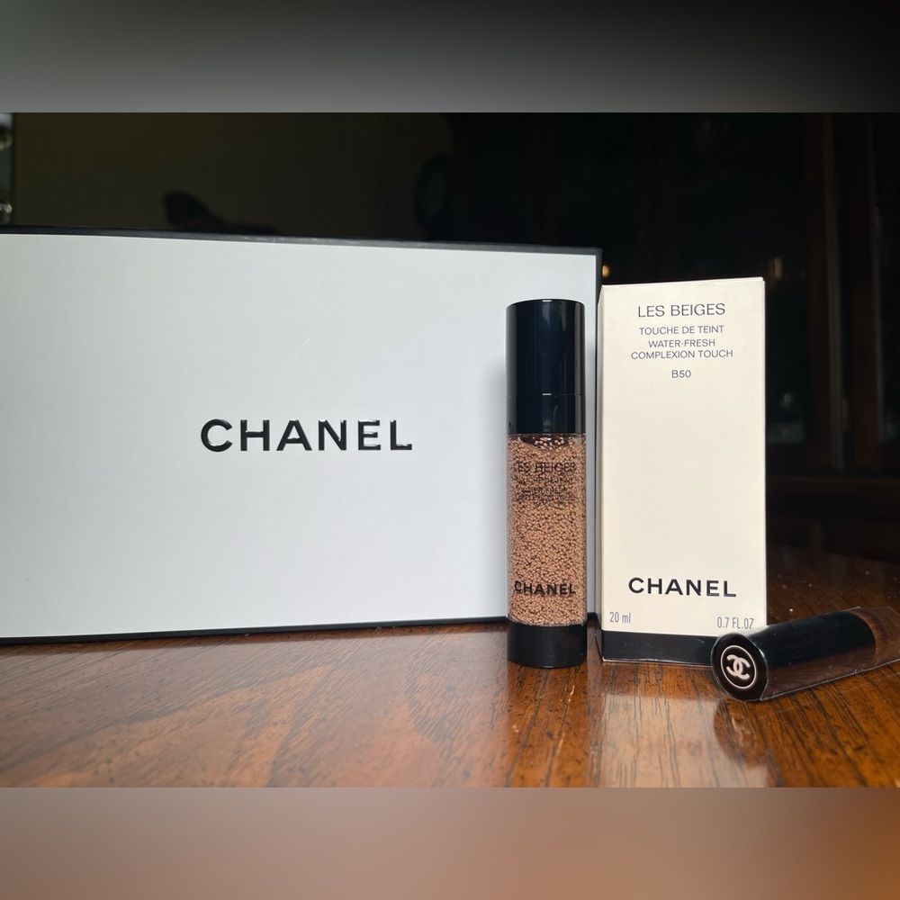 NEW - Chanel Les Beige Touche De Teint Water-Fresh Complexion Touch B50 0.7 oz